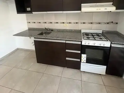 Departamento en Alquiler con 1 cocheras