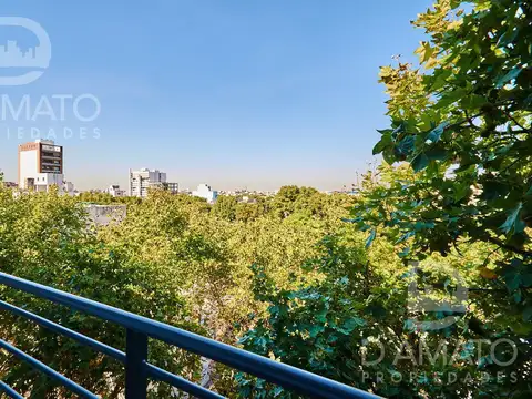 Oficina en Alquiler con 1 cochera