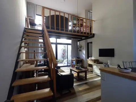 Casa 4 ambientes con 1 baño