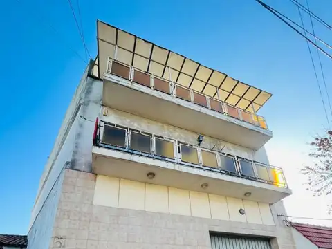 Casa - Venta - Argentina, LANUS OESTE - Consejal H Noya 3157