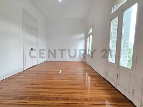 Carlos Pellegrini 1000, Piso 3