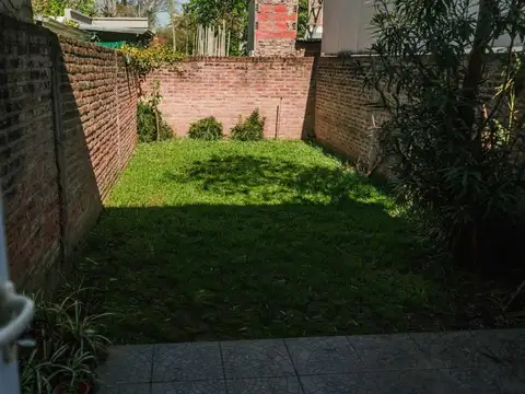 Depto Tipo Casa en Venta en Ingeniero Maschwitz, USD 129.000