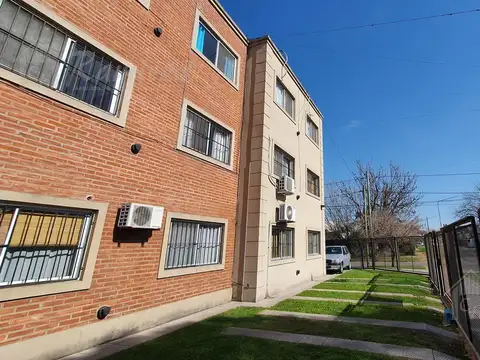 Saenz Peña al 2500