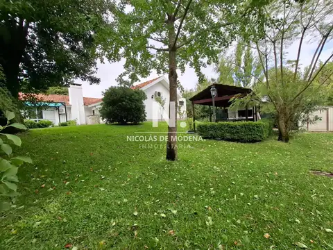 Casa 3 ambientes con 2 baños