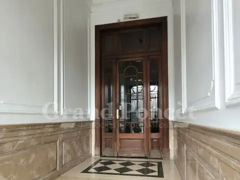 Departamento en Venta de 7 ambientes