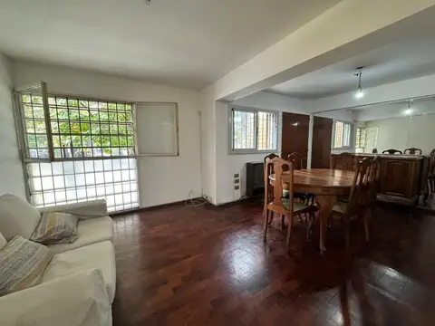 Avenida Roque Sáenz Peña 1400