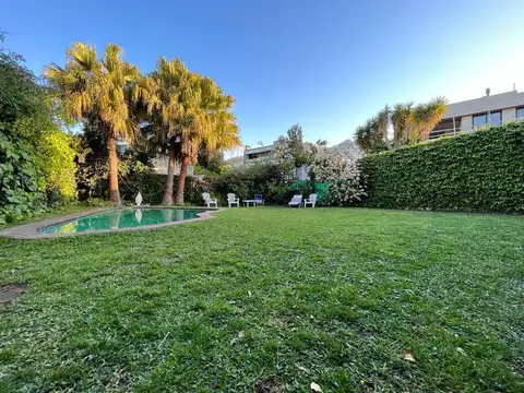 Impecable casa en venta, refaccionada en San Isidro zona casco histórico