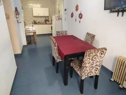 Depto Tipo Casa en Venta 40 años