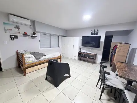 Departamento en Alquiler en Villa Lynch, $ 450.000
