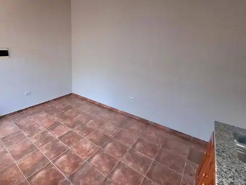 Depto Tipo Casa 2 ambientes con 1 baño