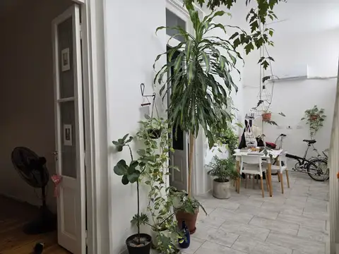 Casa 4 ambientes con 1 baño