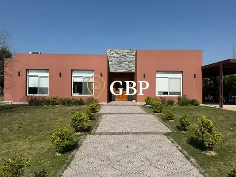 Casa en alquiler Anual en Canning Barrio Los Talas