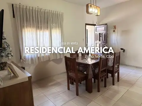 CASA DE 3 DORMITORIOS CON GRAN PARQUE.