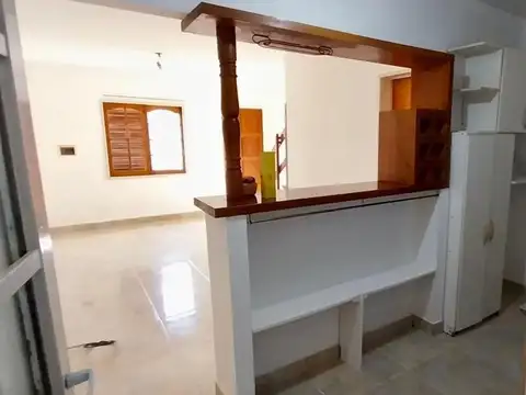 Depto Tipo Casa 3 ambientes con 1 baño