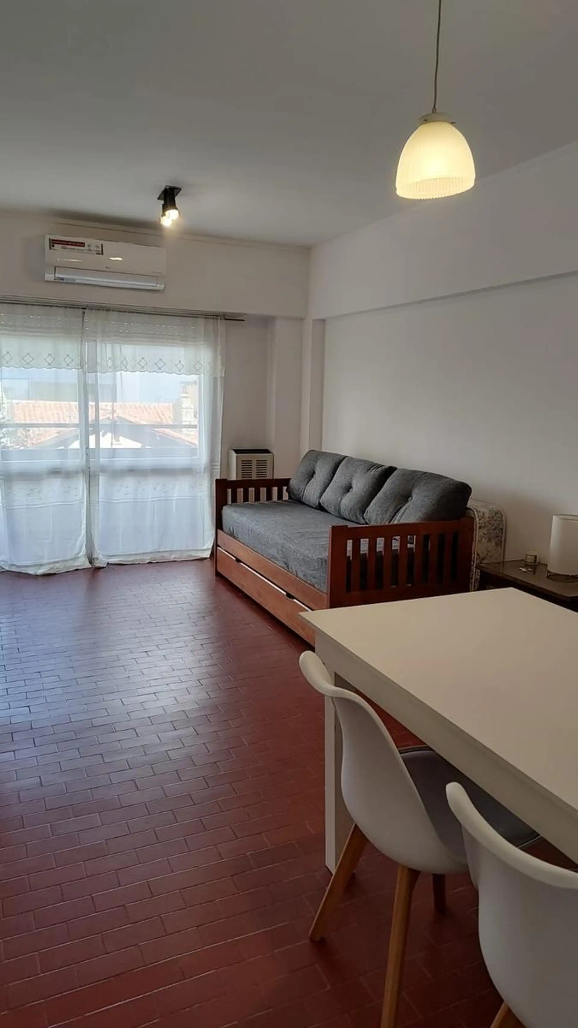 Venta Departamento 2 Ambientes Al Frente Balcon Mar del Plata