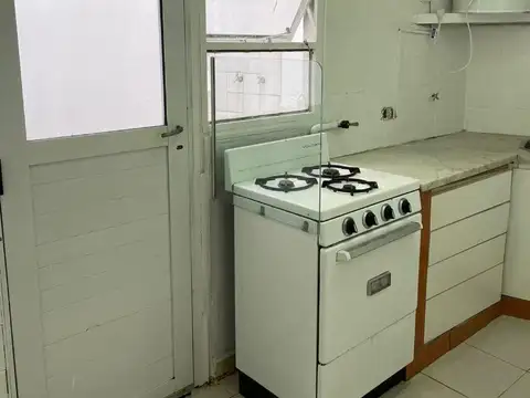 Departamento en Alquiler en Villa del Parque, $ 700.000