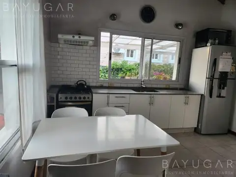 Venta Casa en Soles del Pilar a refaccionar con Pileta / Pilar -  APTO CREDITO