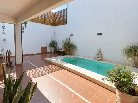 Espectacular Casa 4 amb Saenz Pena Pileta Venta
