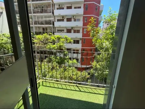 Juncal 3700, Piso 4