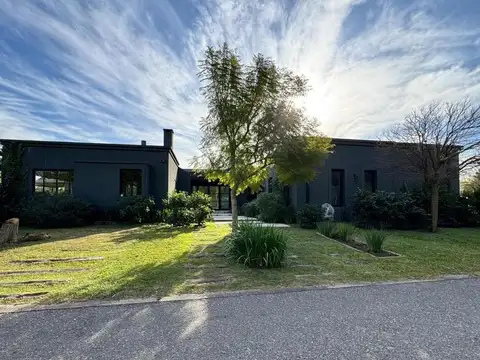 Bella Vista, Bs As Golf Country Club, Irusta 3777