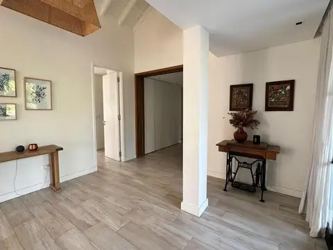 Venta casa Bs As Golf Country Club, Bella Vista