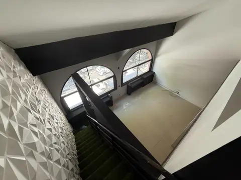 Depto Tipo Casa 4 ambientes con 2 baños