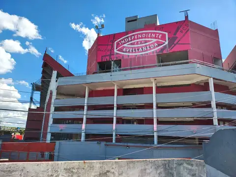 VENTA CASA 286 m2  BOCHINI 900 AVELLANEDA