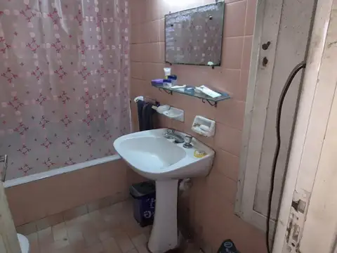 Depto Tipo Casa en Venta de 6 ambientes