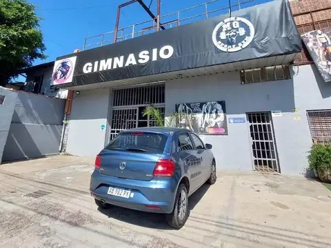 Imponente galpón de 1400 metros - Zona IR -