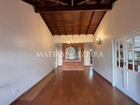 Casa 3 ambientes. | Chiclana 2300