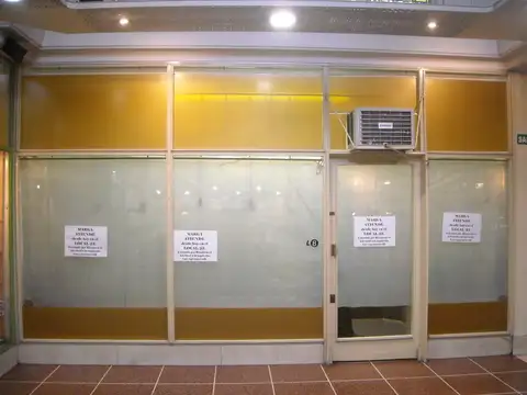 Av Rivadavia 6400, Piso PB