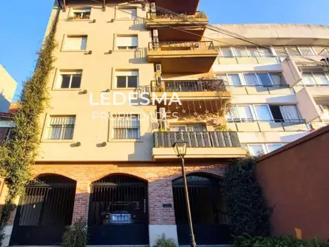 DEPARTAMENTO EN VENTA 2 AMBIENTES CON COCHERA Y BALCON