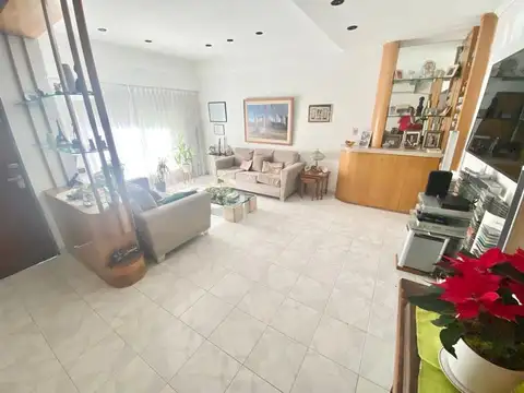 Casa en Venta en Castelar Norte, USD 270.000