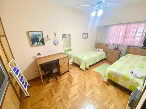 Chalet en planta baja en muy buen estado y ubicación.