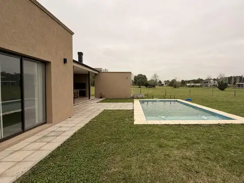 Casa en Venta de 3 dormitorios y piscina en El Campo, Fincas Exclusivas Cardales, Campana