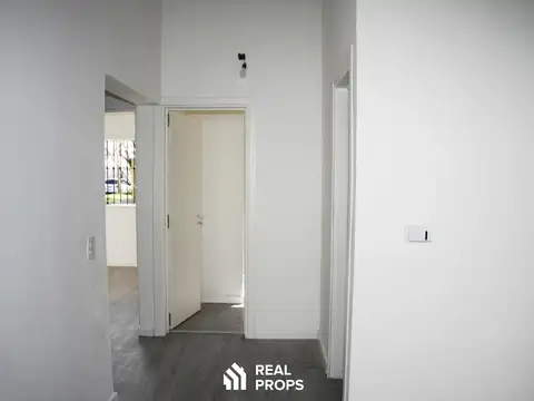 Depto Tipo Casa en Venta en Chilavert, USD 85.000
