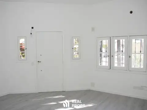 Depto Tipo Casa en Venta 45 años