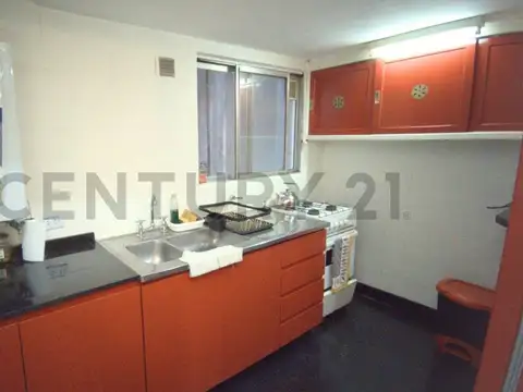 Marcelo T. de Alvear 900, Piso 4