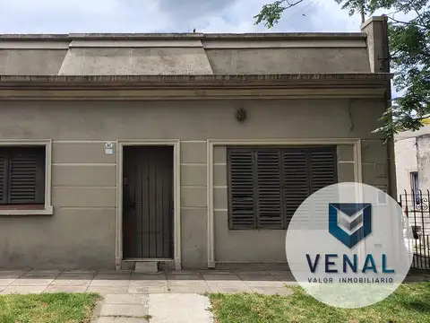 Venta PH tipo casa José León Suárez 3 amb. 2 dorm, gas, todo en PB, terraza, patio, baulera