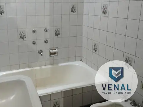 Depto Tipo Casa en Venta 60 años