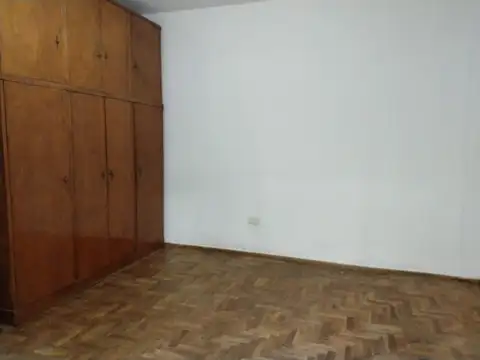 Depto Tipo Casa en Alquiler 38 años