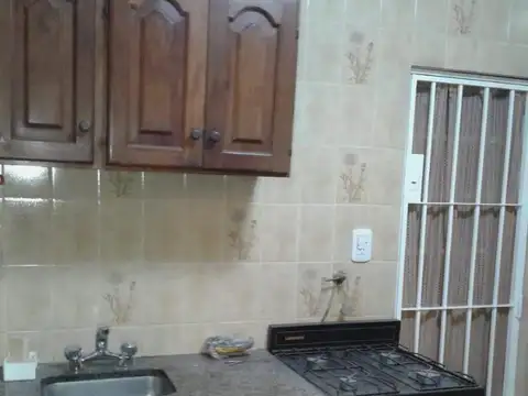 Depto Tipo Casa en Alquiler 38 años