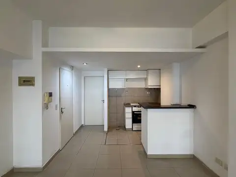 Avenida Directorio 900