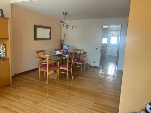 Departamento 4 ambientes con 3 baños