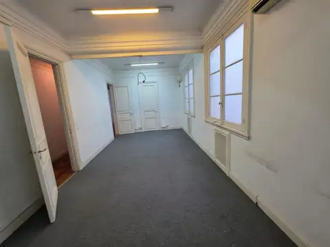 Oficina en Alquiler en Barrio Norte, USD 1.050