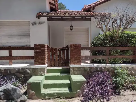 Chalet en Venta en Los Cocos, Córdoba