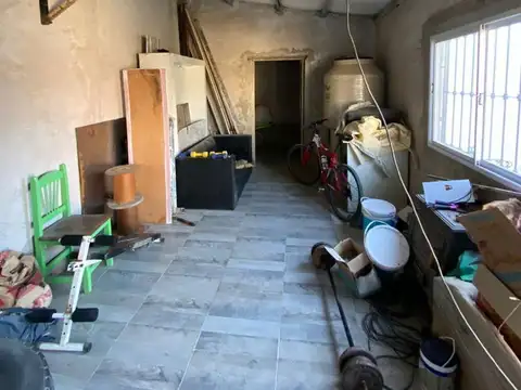 Casa en Venta con 3 cocheras