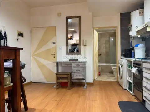 Montevideo 100, Piso 4