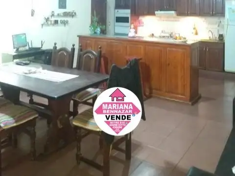 Casa 3 ambientes con 1 baño