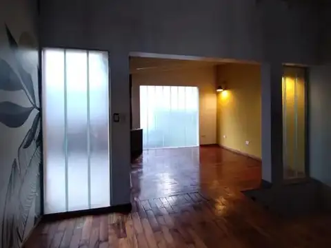 Casa en Alquiler en Lanus Oeste, $ 2.800.000